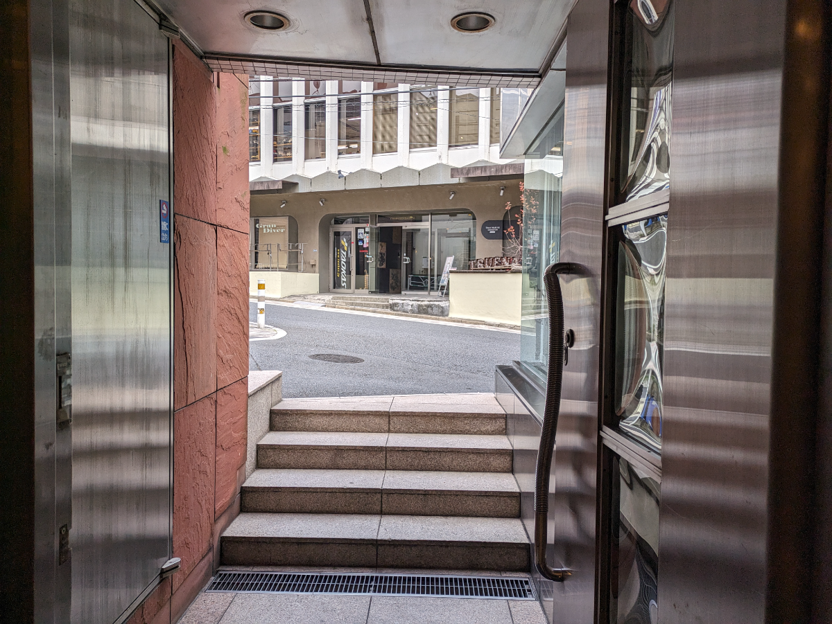 v20250611150815/fresh/building/J00100377193_8