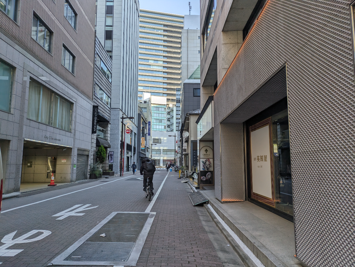v20250611150815/fresh/building/J00100385326_2