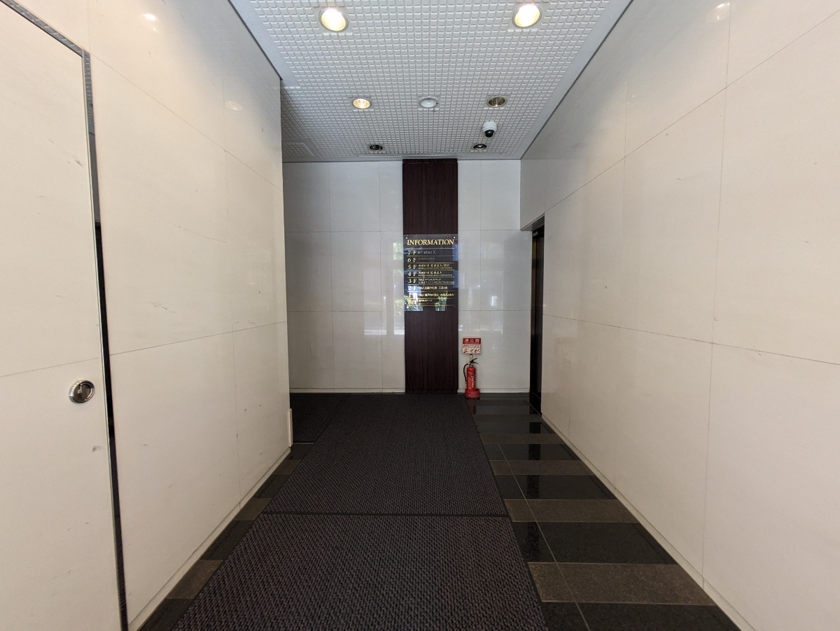 v20250611150815/fresh/building/J00100385327_10