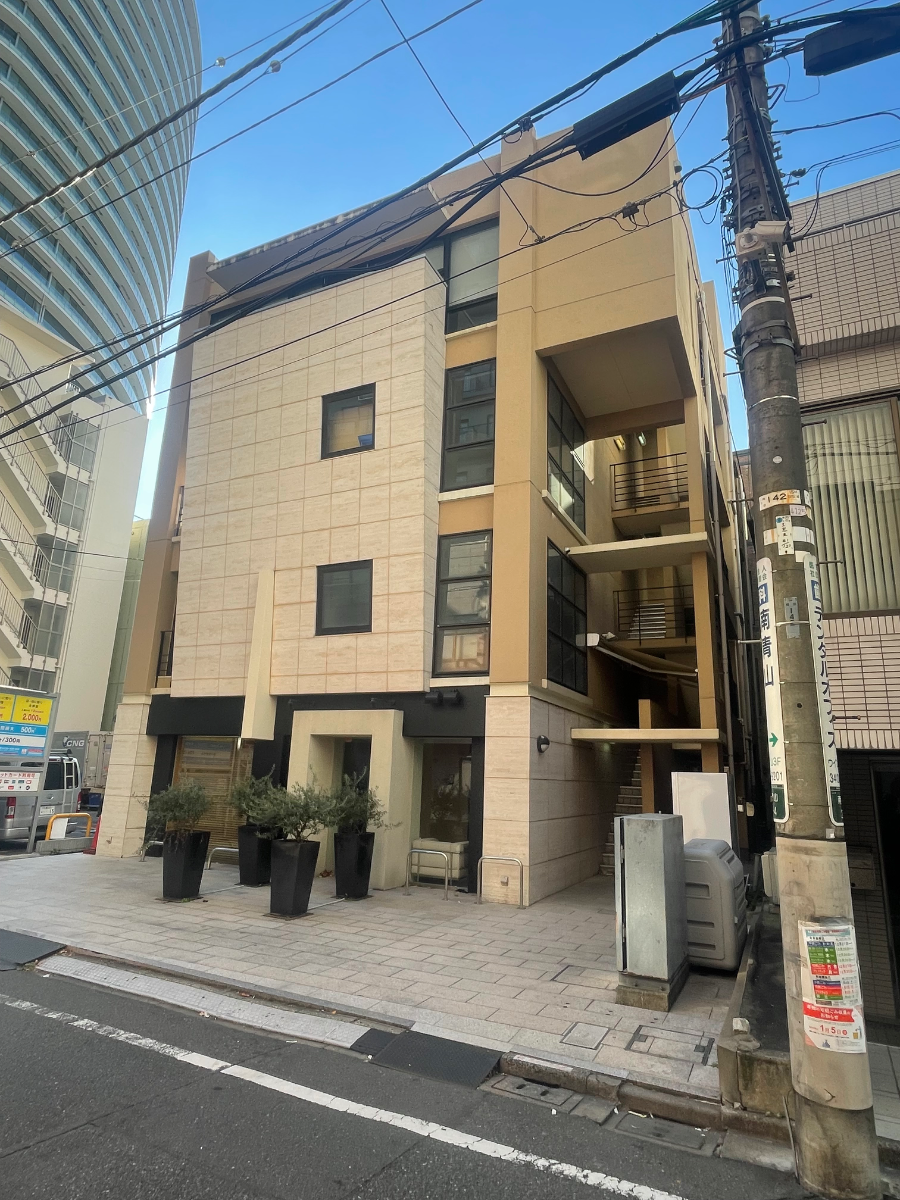 v20250611150815/fresh/building/J00100390985_1