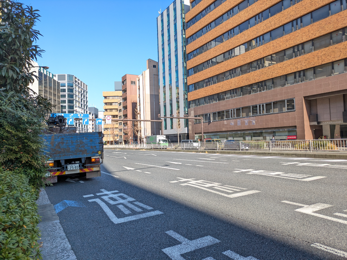 v20250617124959/fresh/building/J00100375251_16