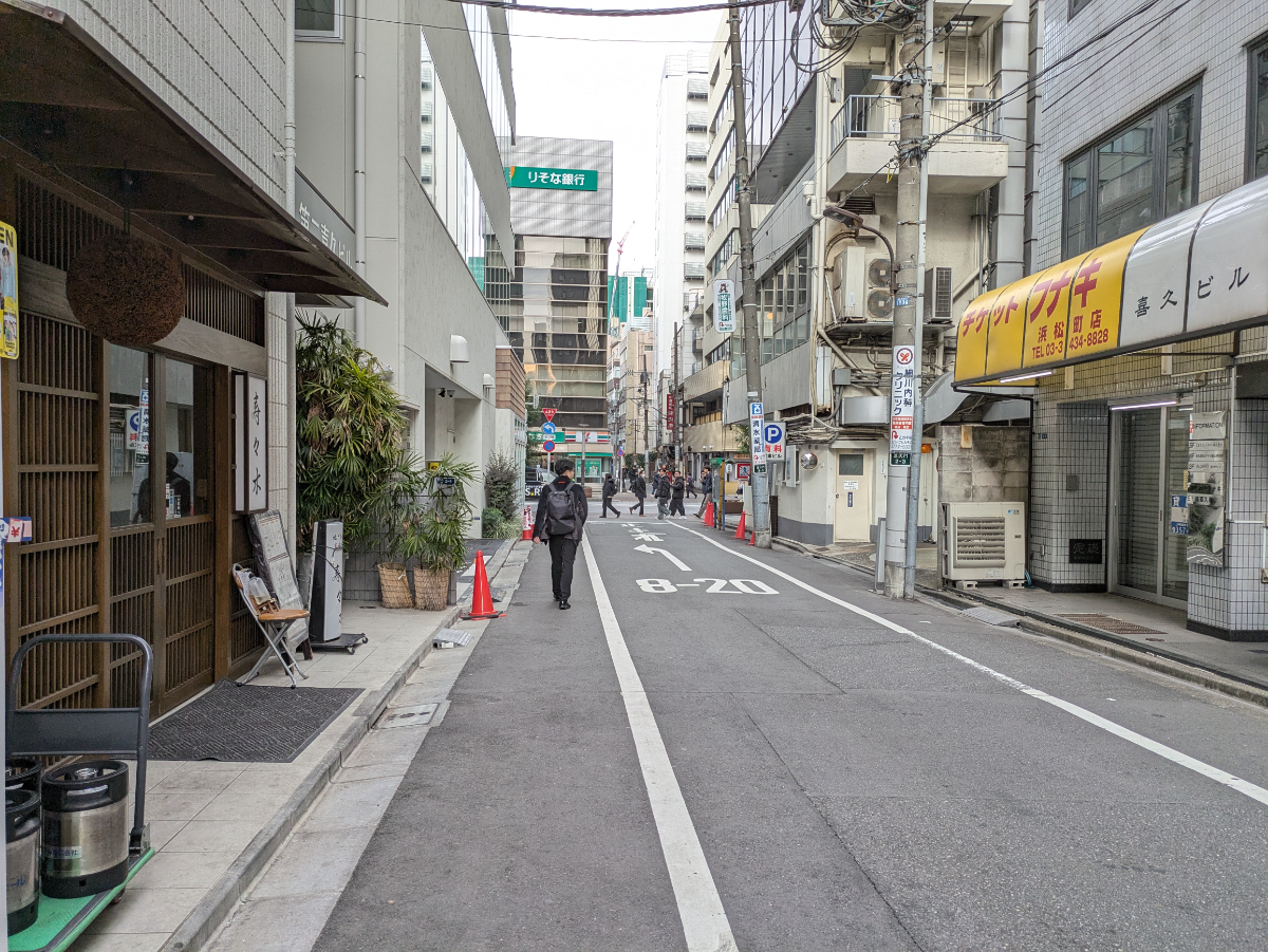 v20250620151407/fresh/building/J00100496048_13