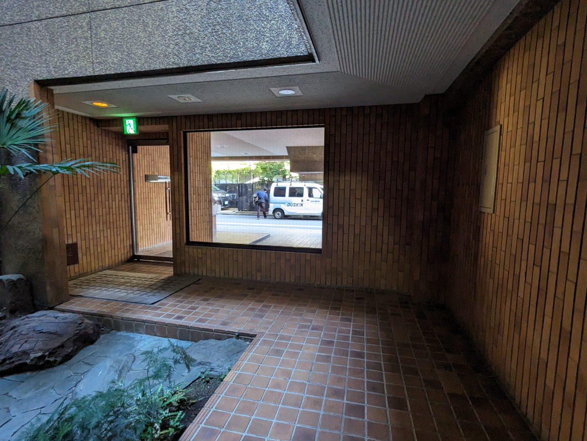 v20250625150905/fresh/building/J00100356557_16