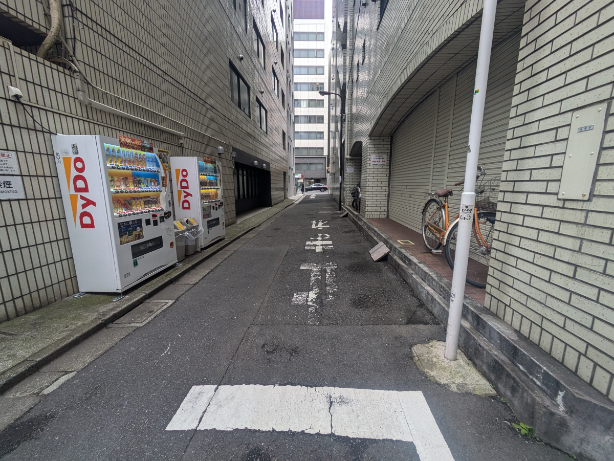 v20250706150552/fresh/building/J00100356795_17