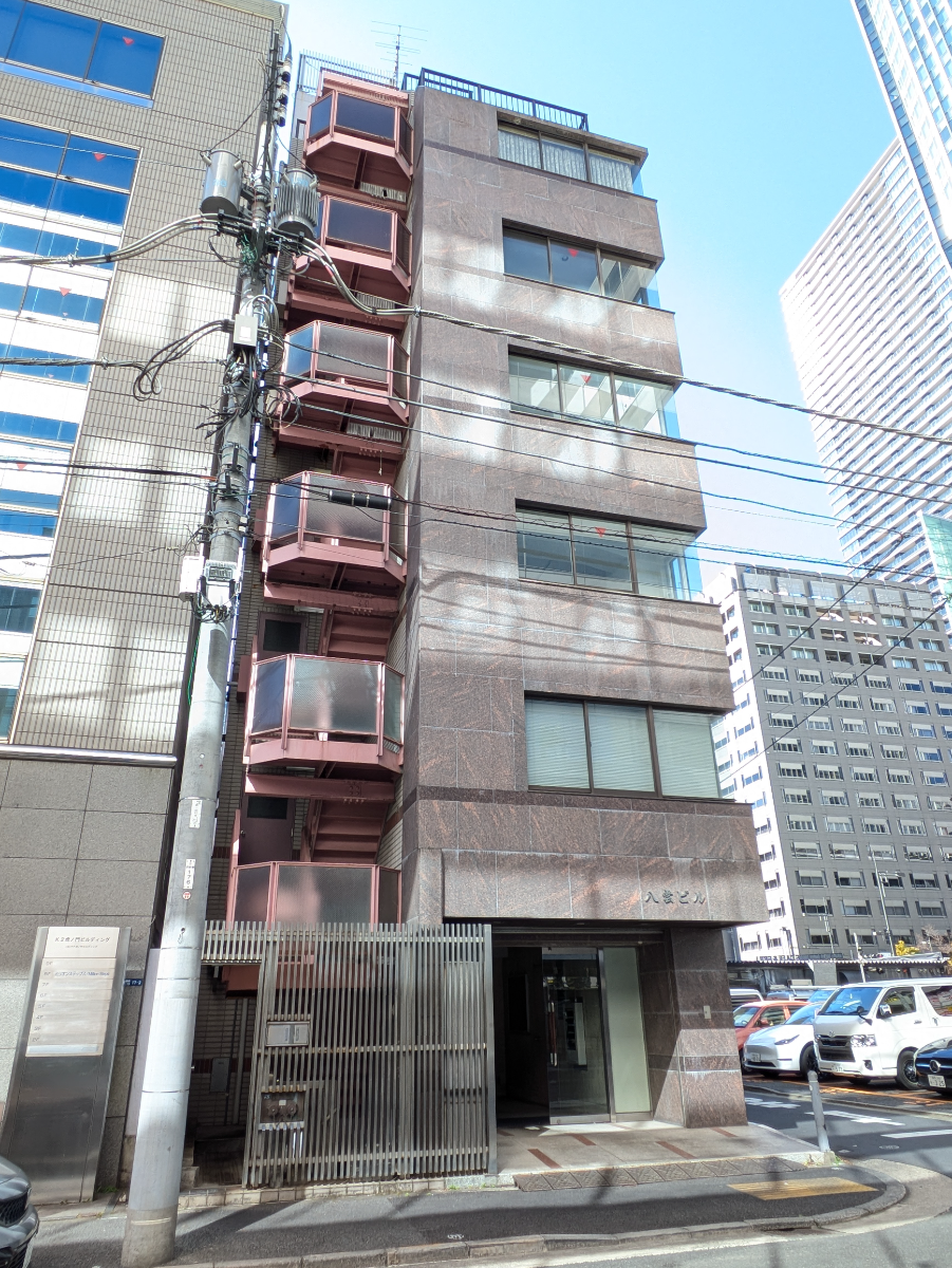 v20250714150703/fresh/building/J00100384289_11