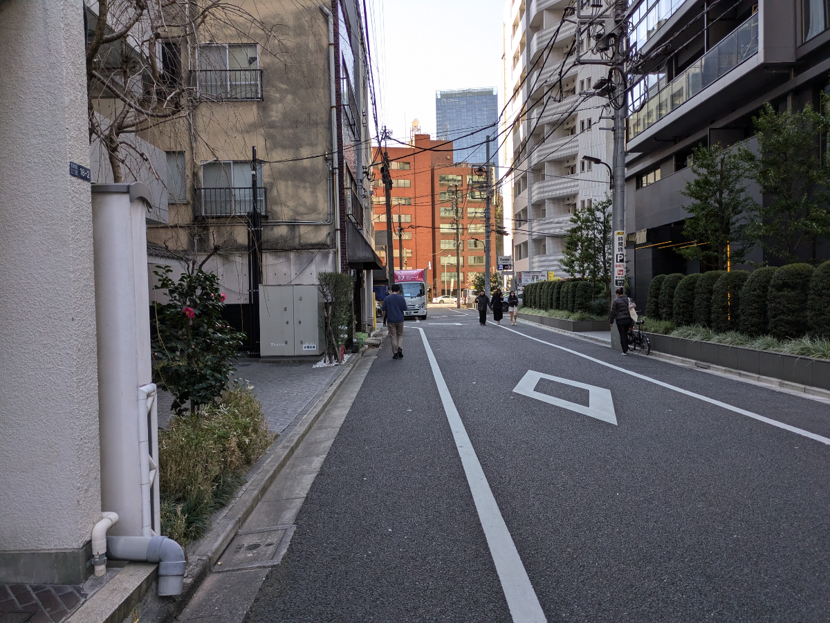 v20250715150905/fresh/building/J00100384284_2