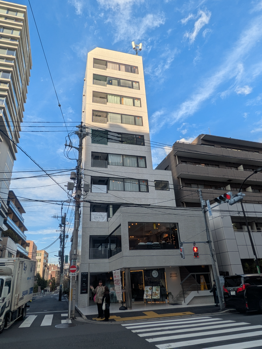 v20250903150709/fresh/building/J00100357047_5