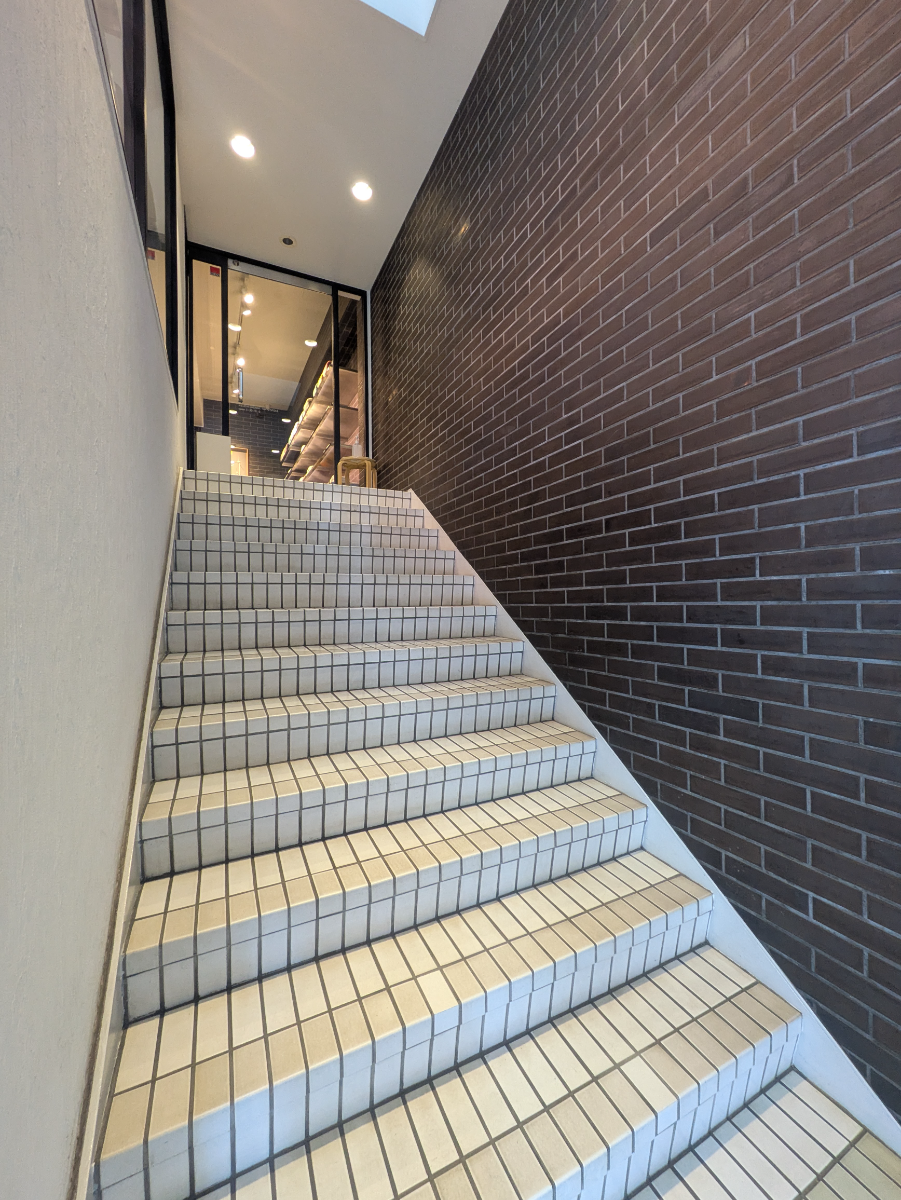 v20250903150709/fresh/building/J00100357047_8