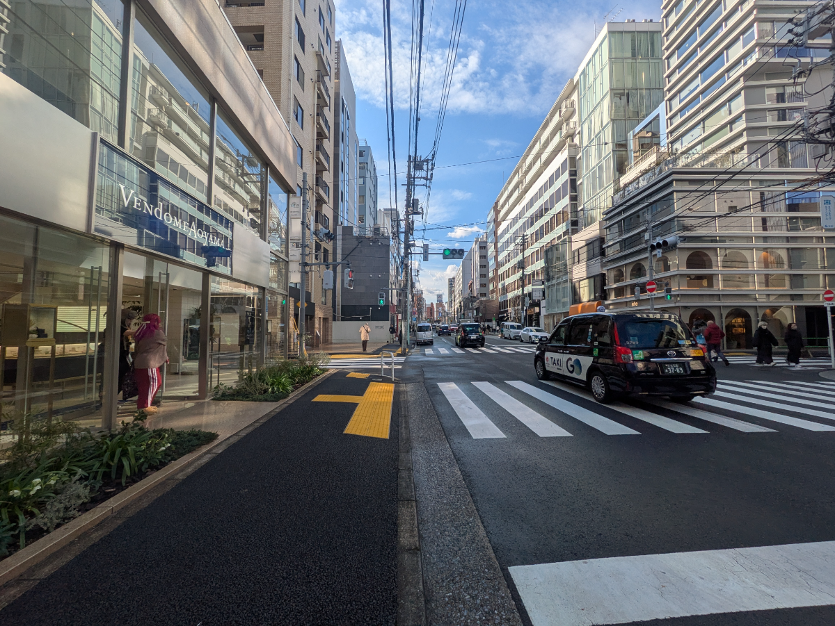 v20250903150709/fresh/building/J00100432305_2