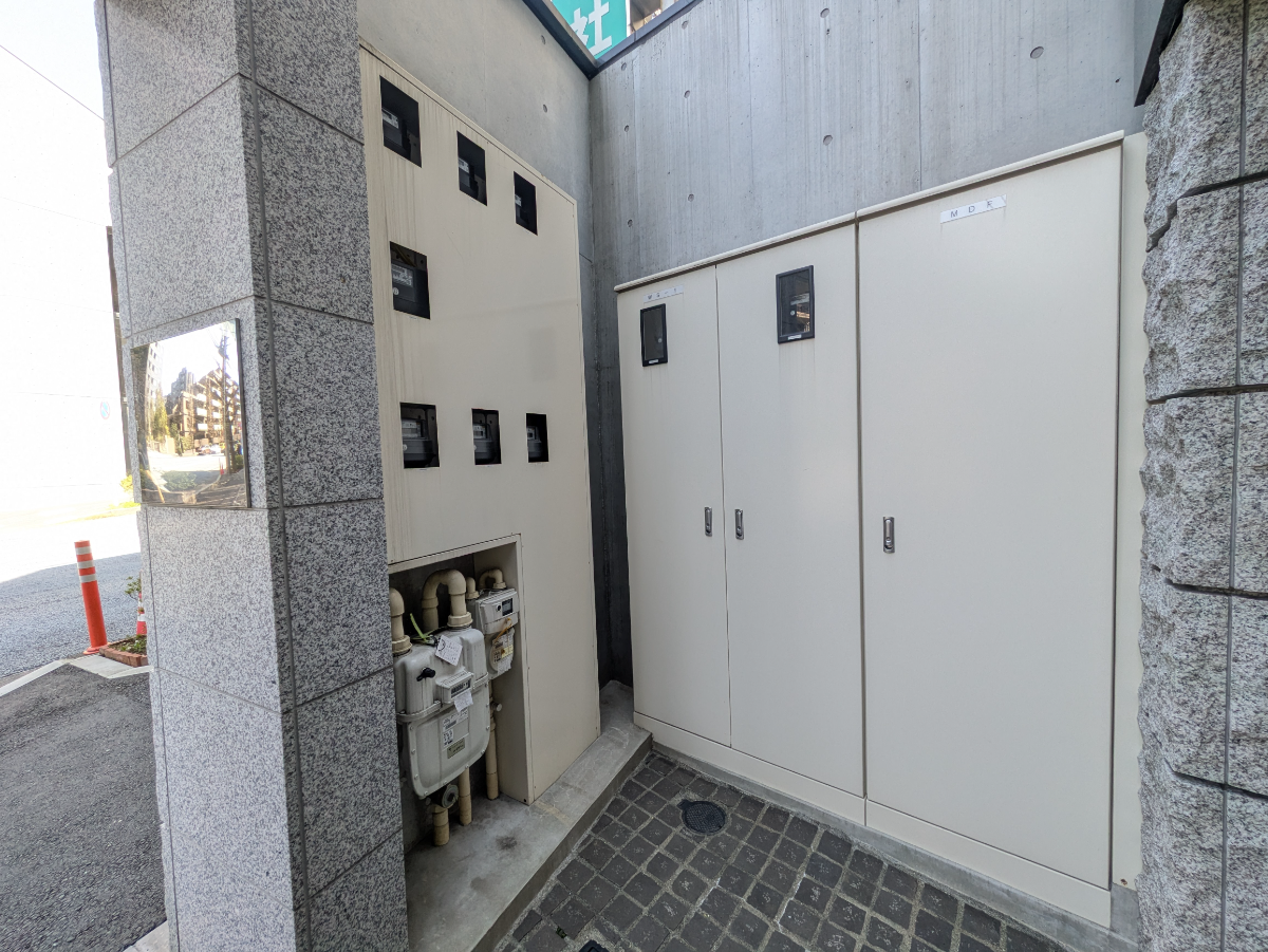 v20250904150707/fresh/building/J00100503438_11