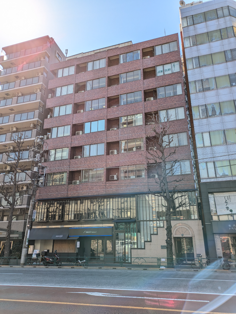 v20250906150552/fresh/building/J00100357119_7