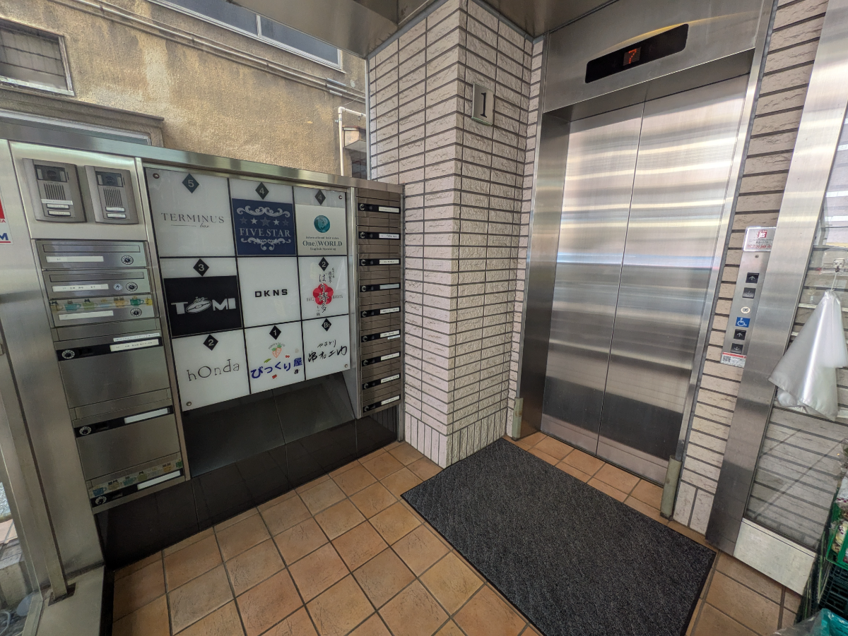 v20250912150807/fresh/building/J00100403267_4