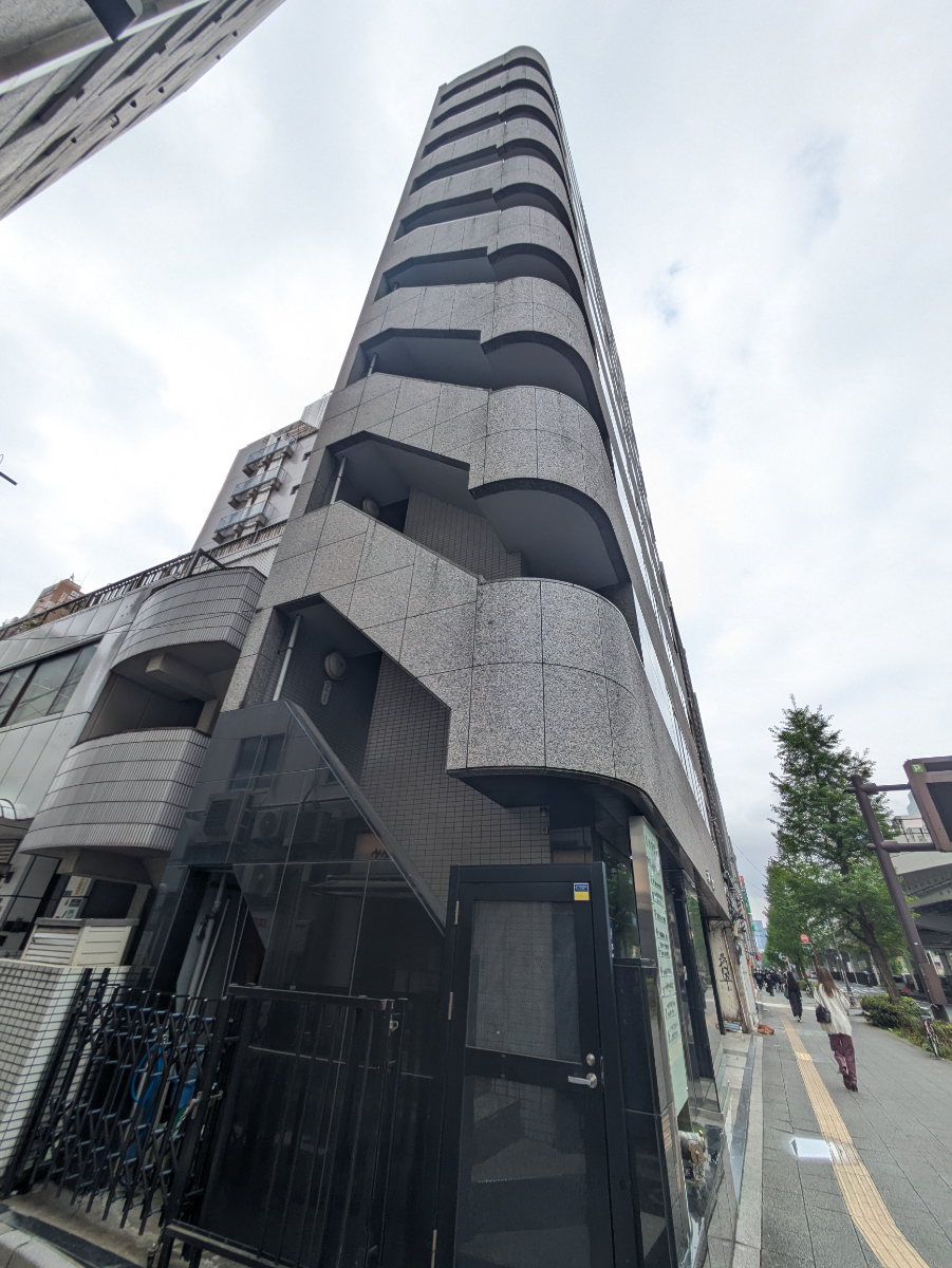 v20250913150703/fresh/building/J00100392560_8