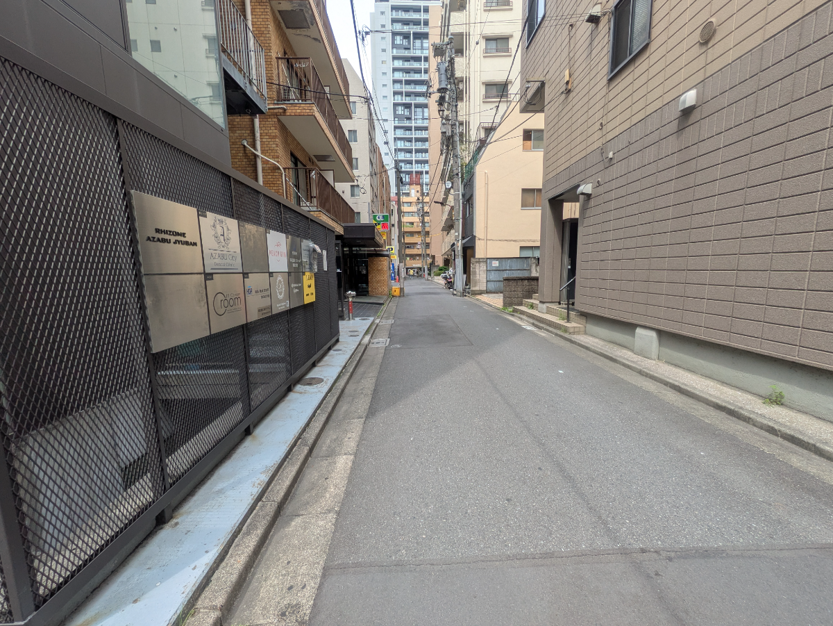 v20250914150604/fresh/building/J00100357202_11