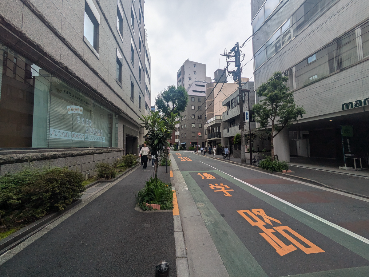 v20250914150604/fresh/building/J00100375370_11