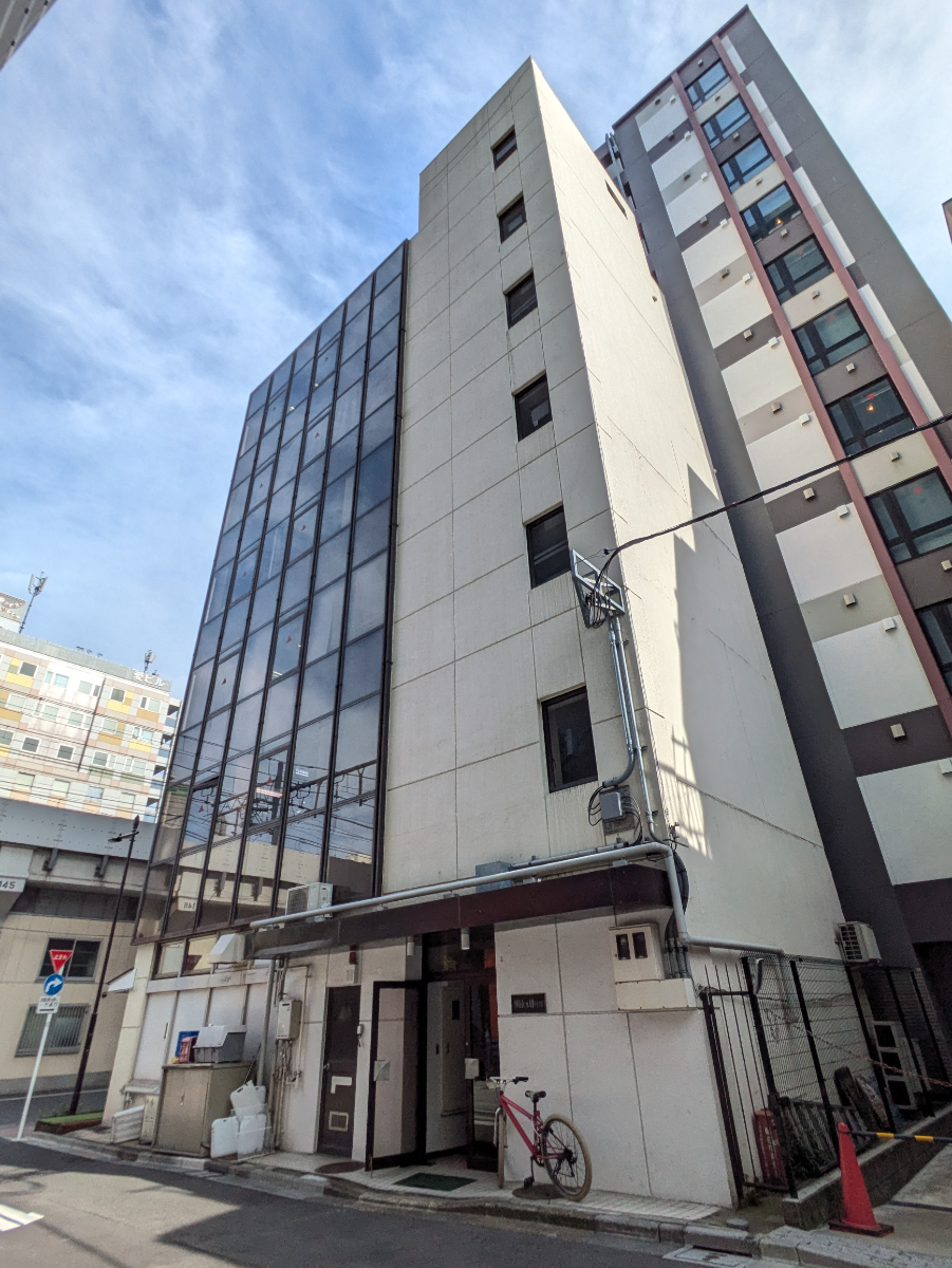 v20250916150804/fresh/building/J00100357684_9