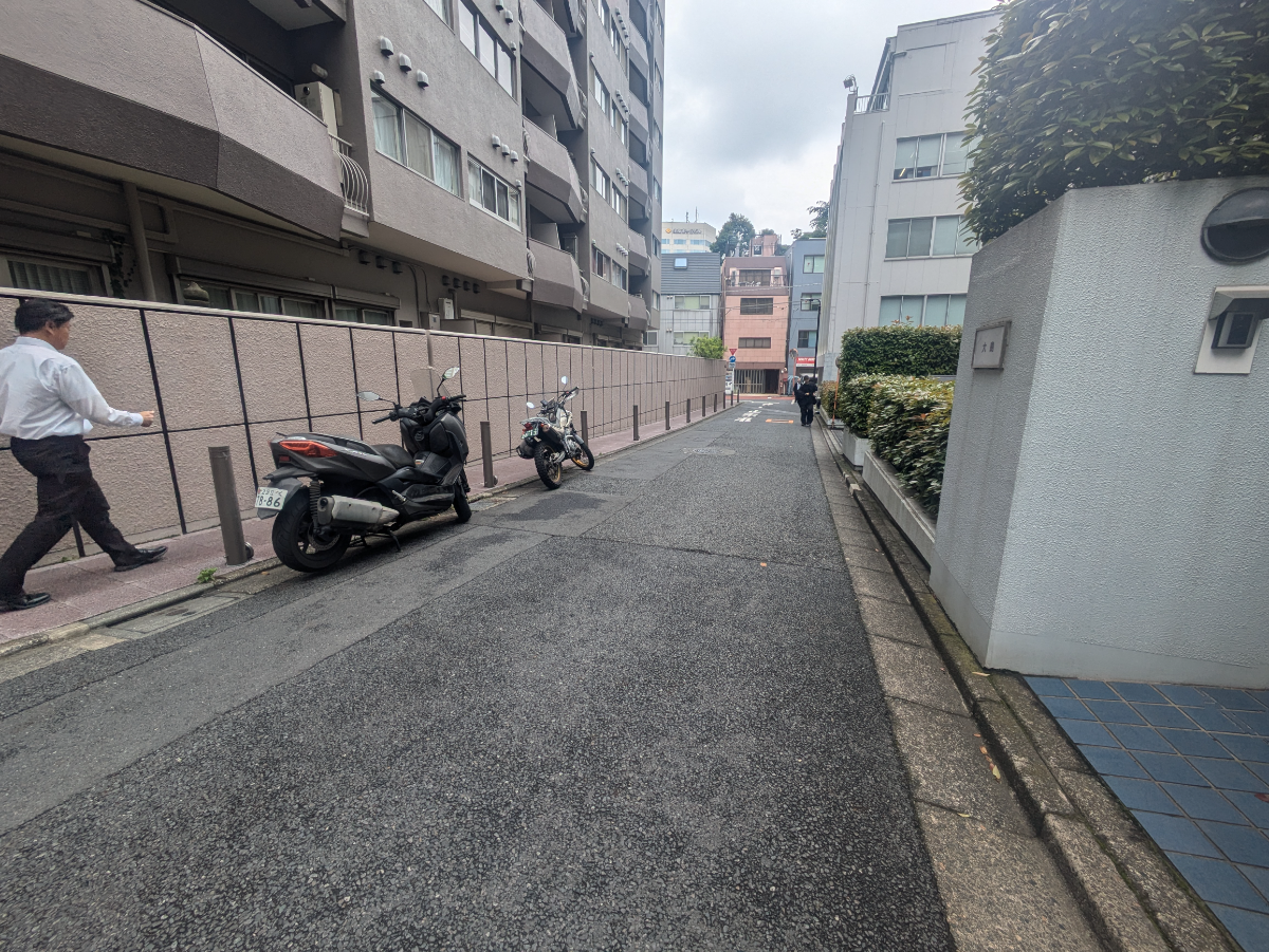 v20250918150711/fresh/building/J00100357449_10