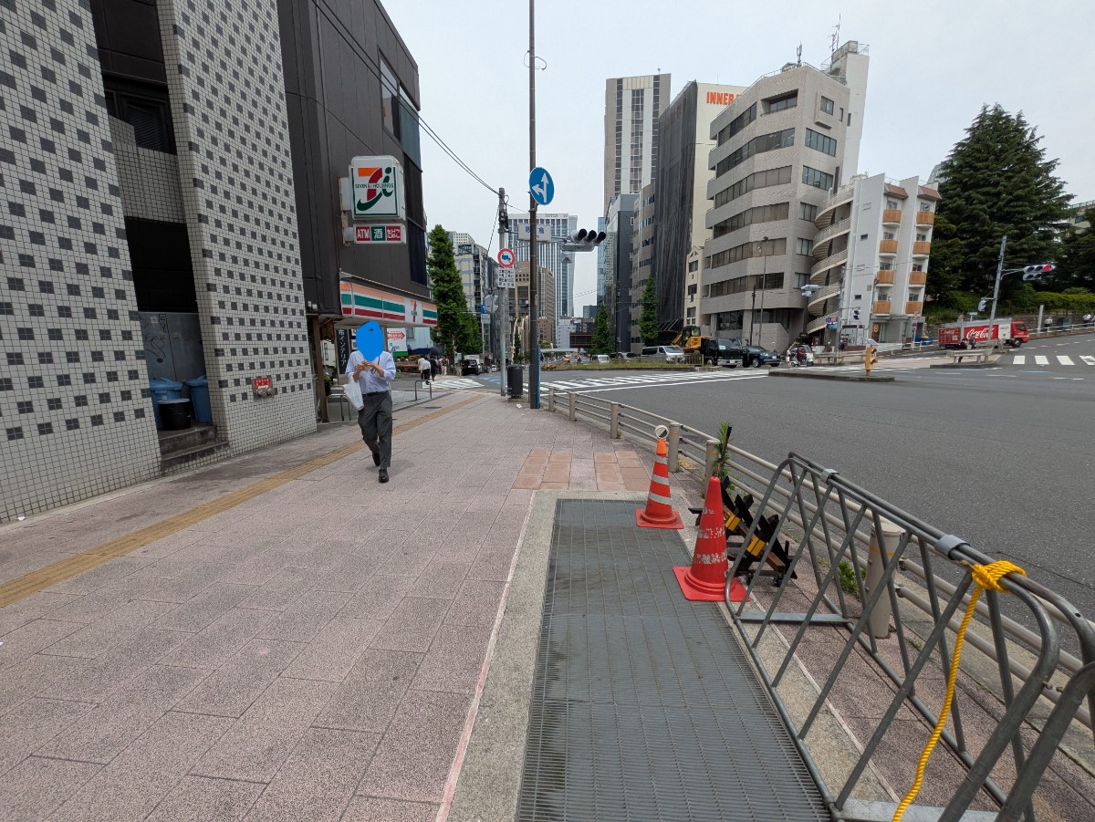 v20250918150711/fresh/building/J00100393076_9