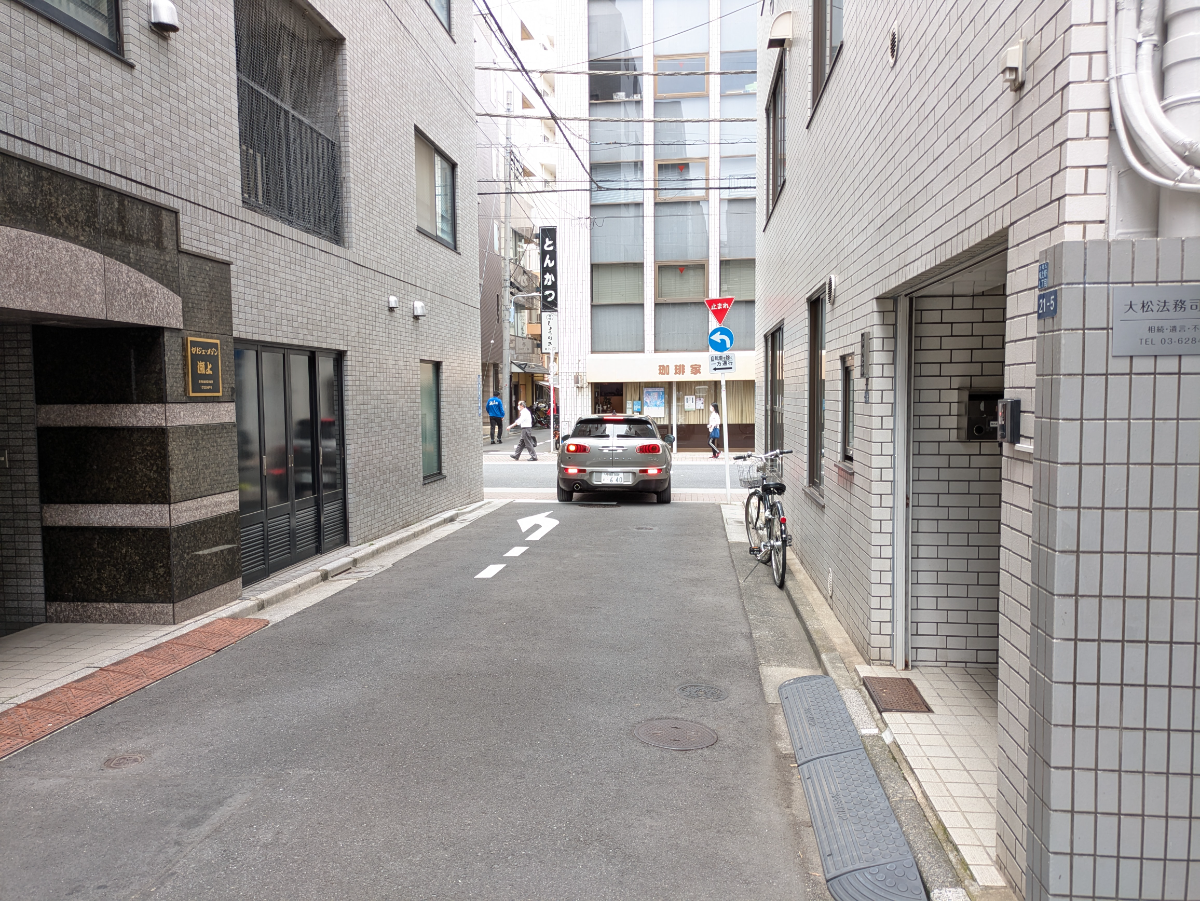 v20250919150704/fresh/building/J00100359320_13