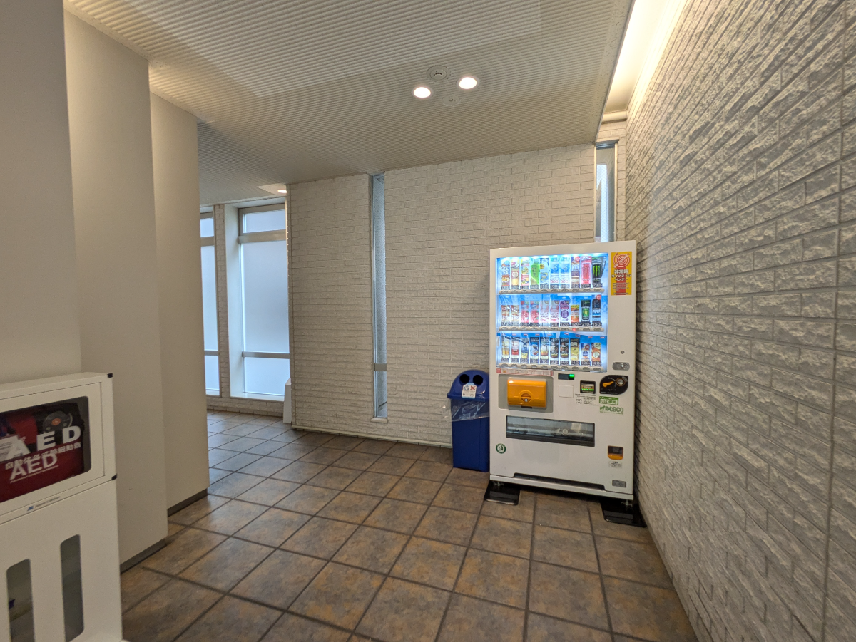v20250919150704/fresh/building/J00100389453_12