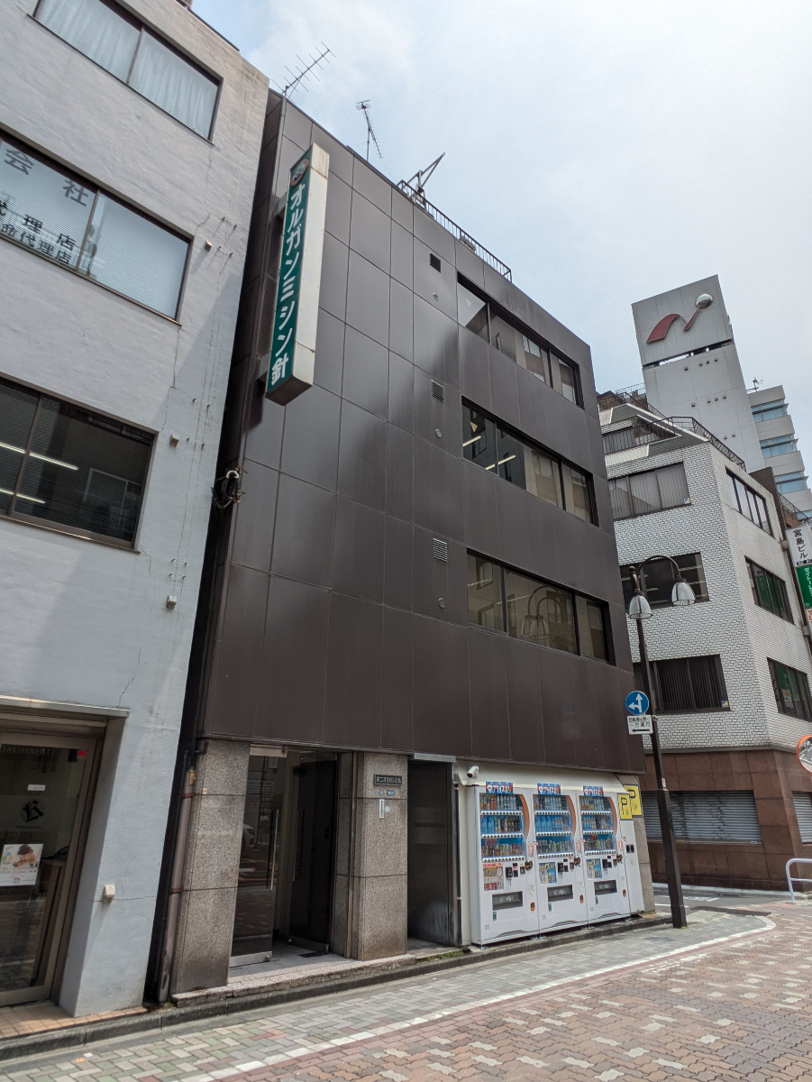 v20250924150708/fresh/building/J00100357802_15