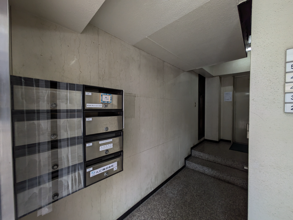 v20250924150708/fresh/building/J00100357802_19