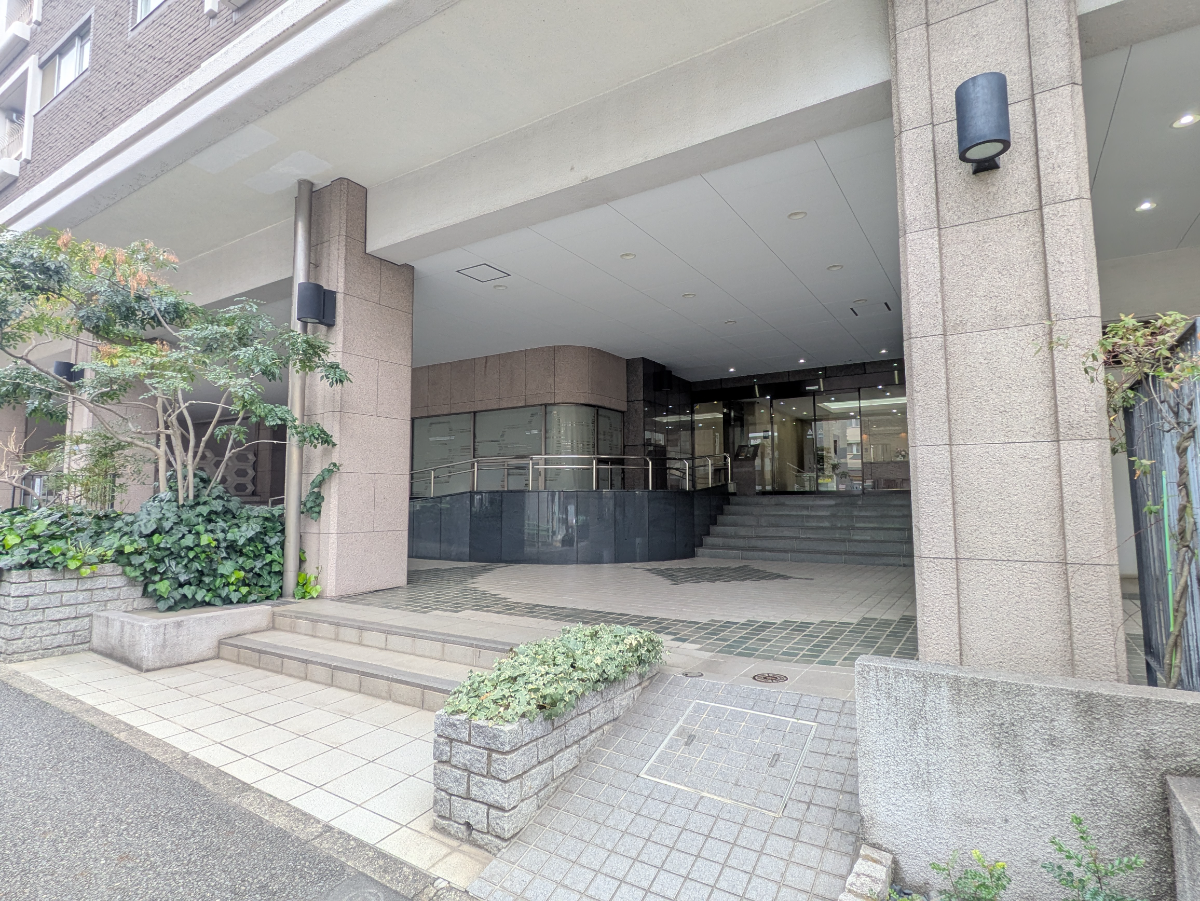 v20250925150706/fresh/building/J00100360811_15
