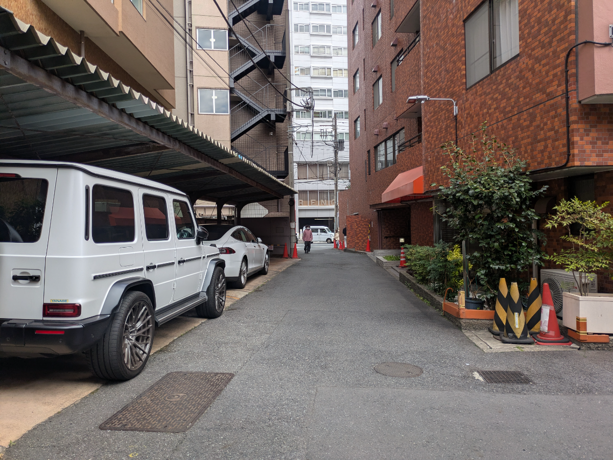 v20250925150706/fresh/building/J00100468182_10