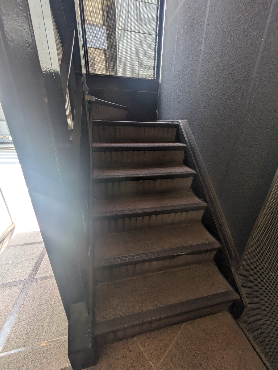 v20250929150708/fresh/building/J00100376061_8