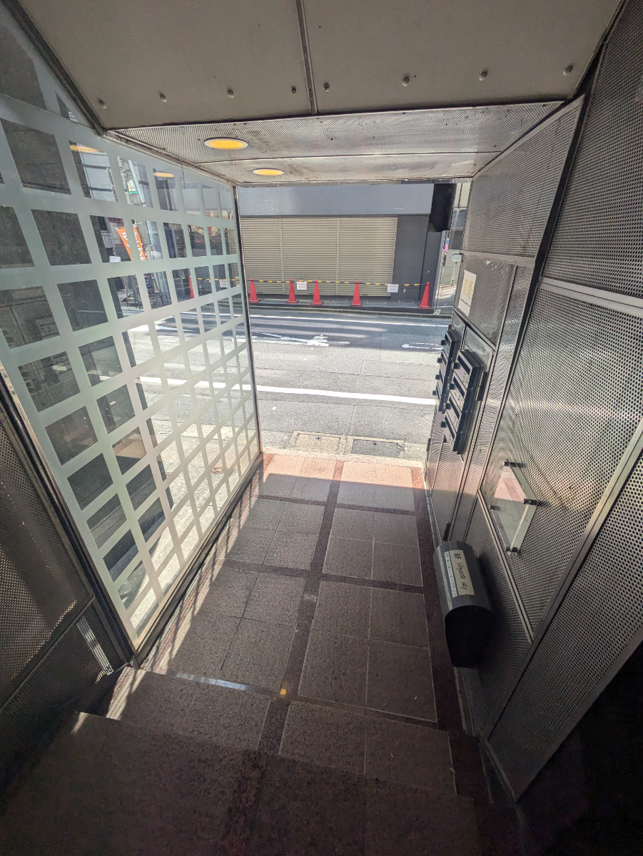 v20250929150708/fresh/building/J00100376061_9