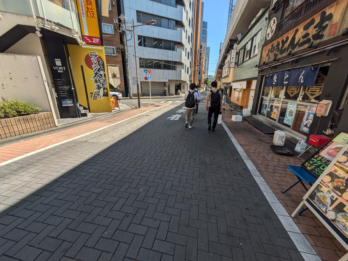 v20250930150908/fresh/building/J00100393986_12