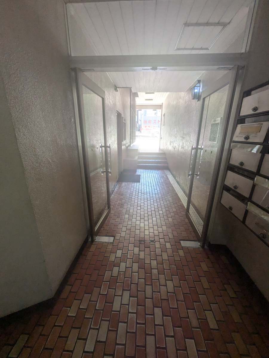 v20251001150706/fresh/building/J00100373909_10
