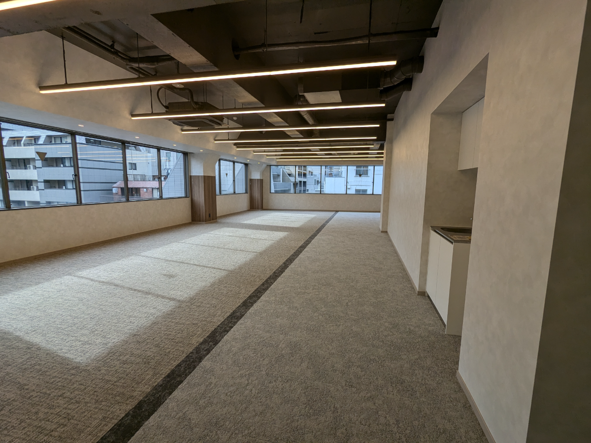 v20251001150706/fresh/building/J00100384431_37