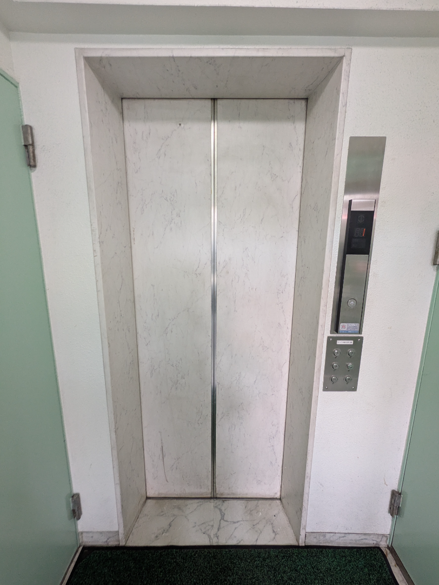 v20251001150706/fresh/building/J00100387684_4