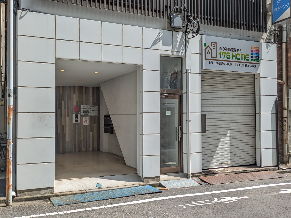 v20251001150706/fresh/building/J00100389858_10