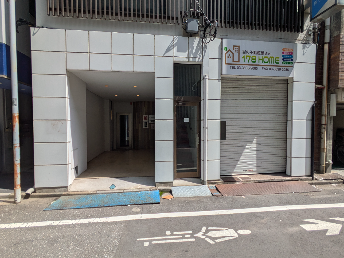 v20251001150706/fresh/building/J00100389858_9