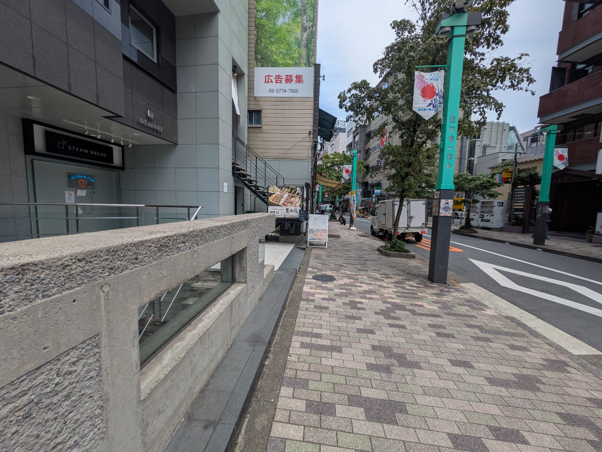 v20251003033705/fresh/building/J00100391826_2