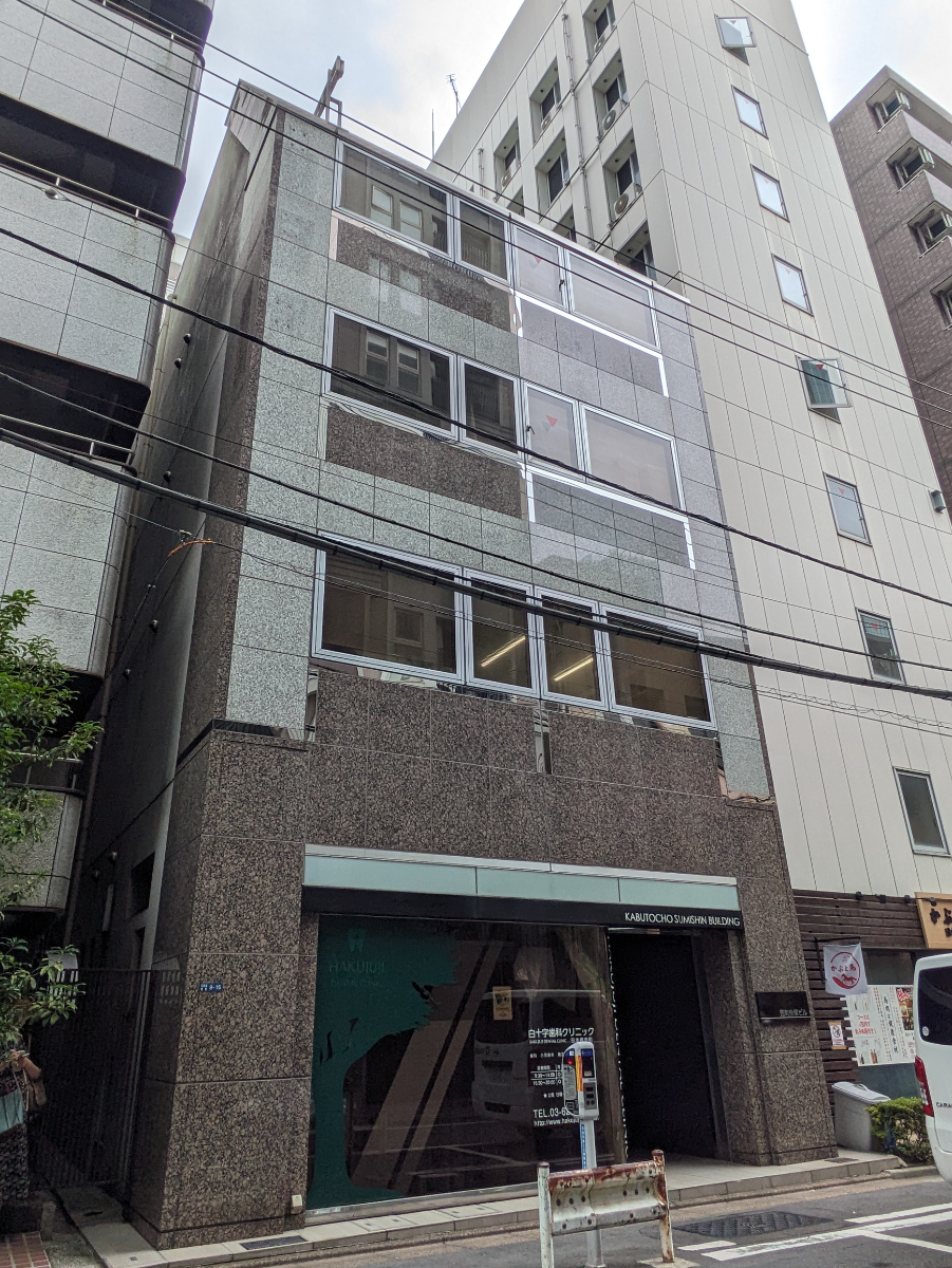 v20251003033705/fresh/building/J00100421906_5