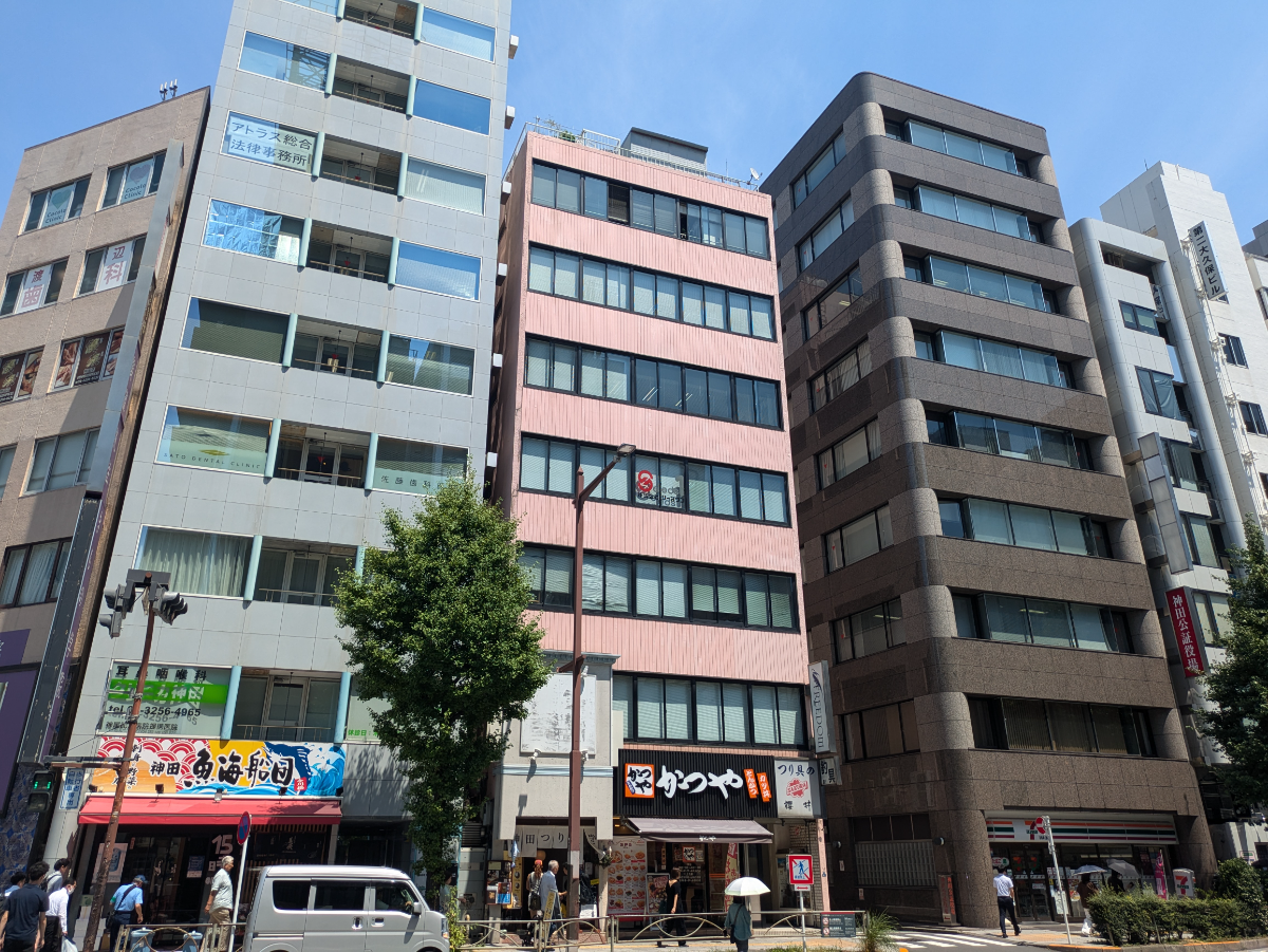 v20251003150706/fresh/building/J00100381813_6
