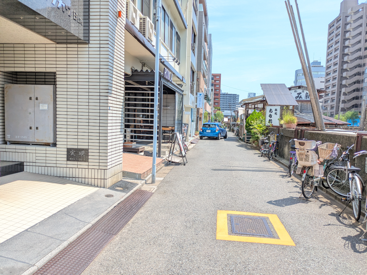 v20251008150721/fresh/building/J00100360435_2