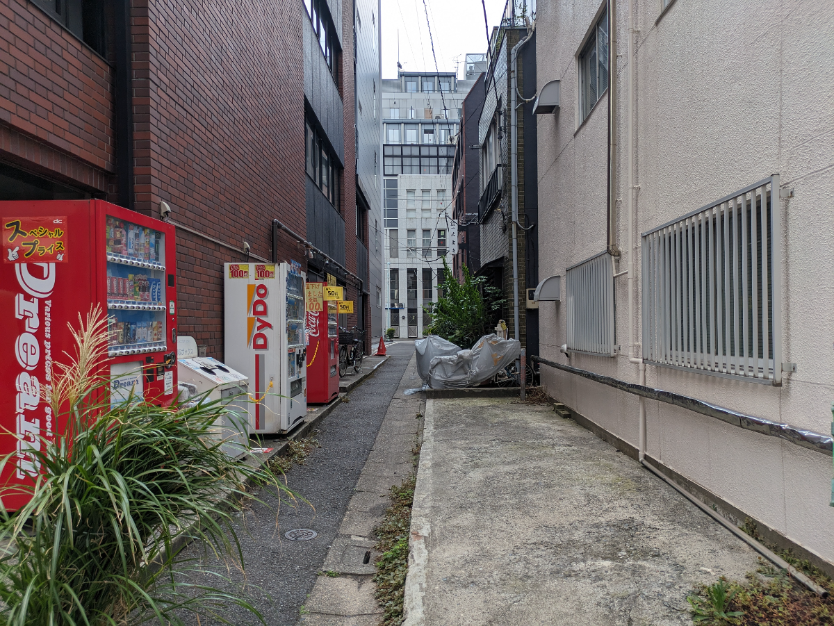 v20251008150721/fresh/building/J00100375787_11