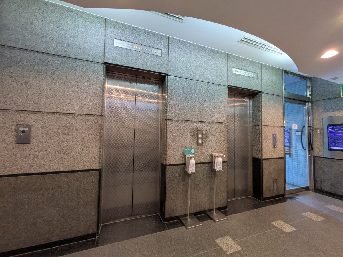 v20251008150721/fresh/building/J00100384857_4