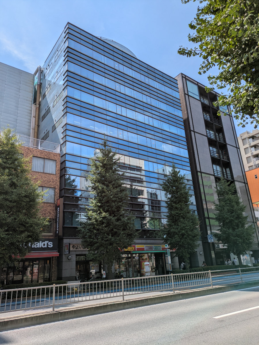 v20251008150721/fresh/building/J00100384857_5