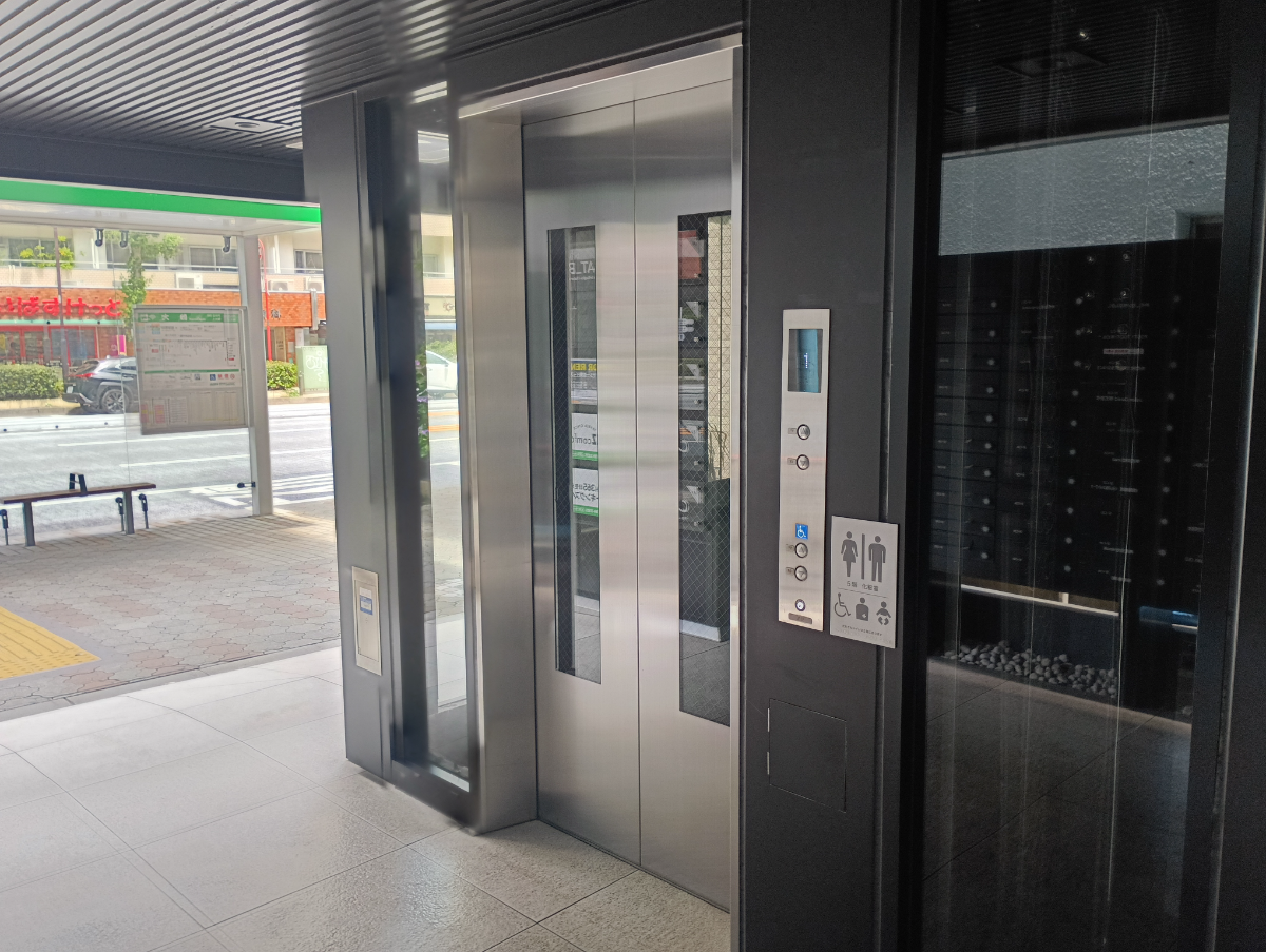 v20251008150721/fresh/building/J00100480096_4