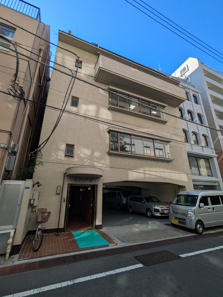 v20251009150657/fresh/building/J00100358228_7