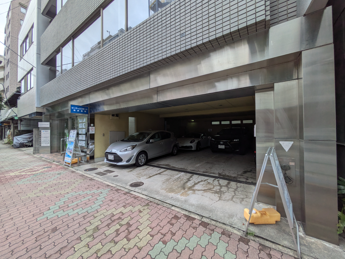 v20251012150813/fresh/building/J00100360897_10