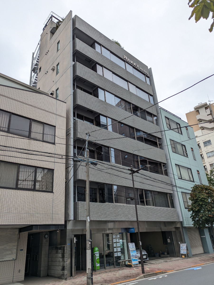 v20251012150813/fresh/building/J00100360897_5