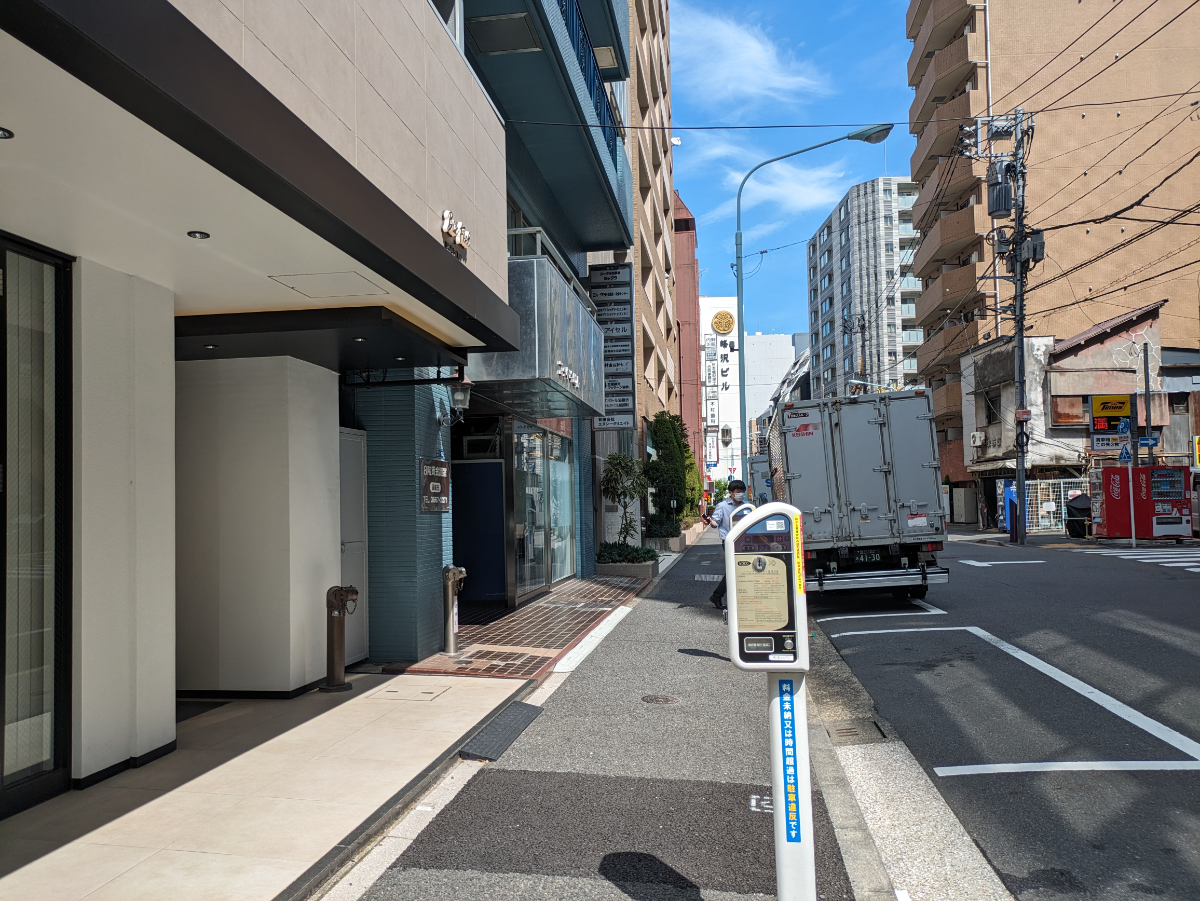 v20251012150813/fresh/building/J00100382868_2