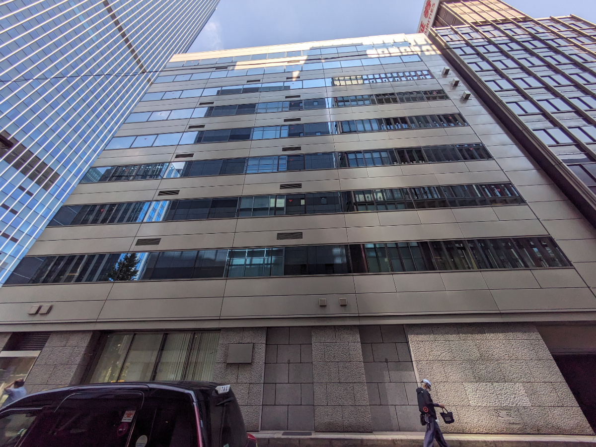v20251013150705/fresh/building/J00100357320_10