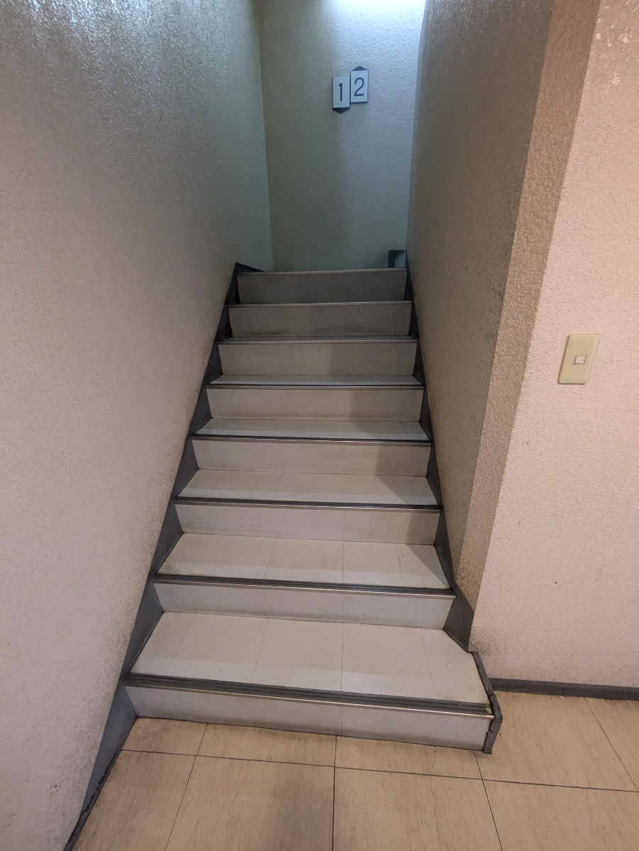 v20251014150839/fresh/building/J00100380004_16